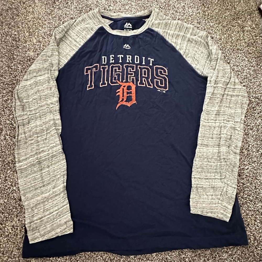 Majestic Navy Baseball Raglan Tee with Heather Gray Sleeves
